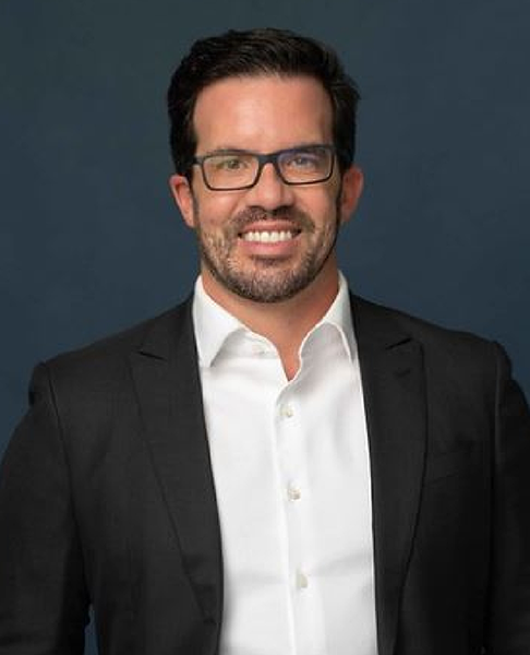 Dallas periodontist Doctor Andrew Barnett